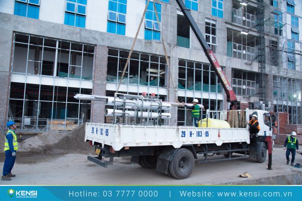 Vận chuyển hệ thống lọc nước công nghiệp RO cho bệnh viện