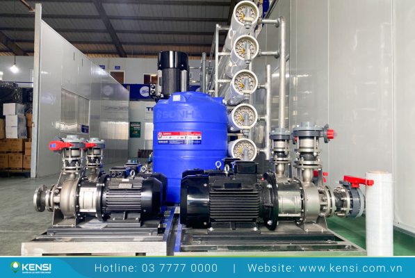 Hệ thống lọc nước công nghiệp RO được thiết kế chuyên dụng cho nguồn nước đạt chuẩn trong ngành sản xuất pin